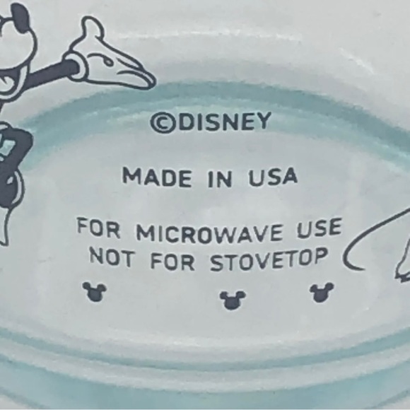 NWT Pyrex DISNEY Mickey & Friends 2-cup Glass Measuring Cup - Picture 8 of 11
